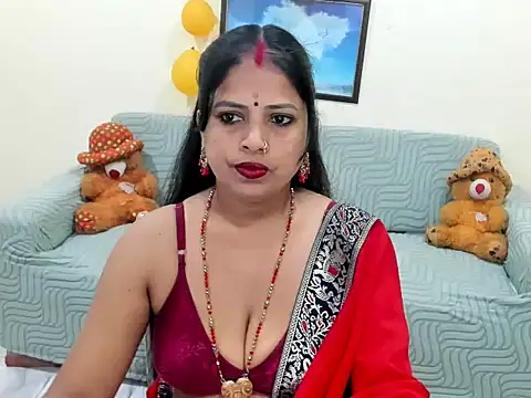 leahgotiii online show from November 23, 3:05 am