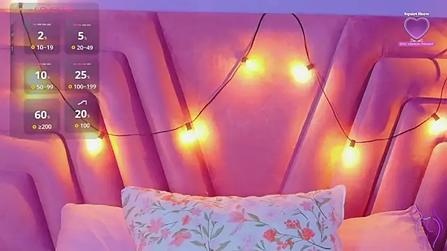 innocenthazel online show from April 10, 2:51 am