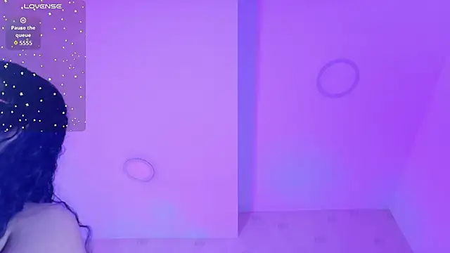 innocenthazel online show from April 5, 12:34 pm