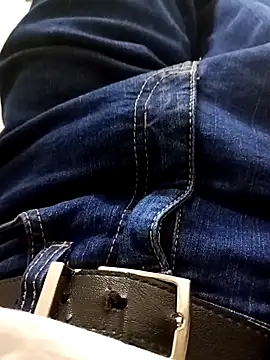 magrinhogostoso696 online show from October 18, 7:38 pm