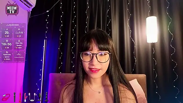 miyakimi0101 online show from June 3, 12:33 am