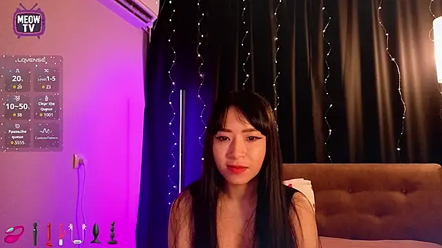 miyakimi0101 online show from June 8, 12:27 am