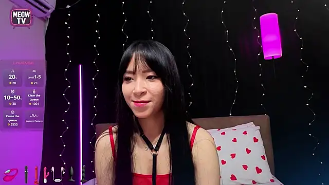 miyakimi0101 online show from April 24, 12:56 am