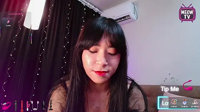 Snapshot of miyakimi0101 chatting on September 12, 12:33 am miyakimi0101 online show from September 12, 12:33 am