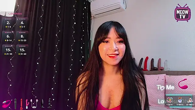 Snapshot of miyakimi0101 chatting on October 9, 12:00 am miyakimi0101 online show from October 9, 12:00 am