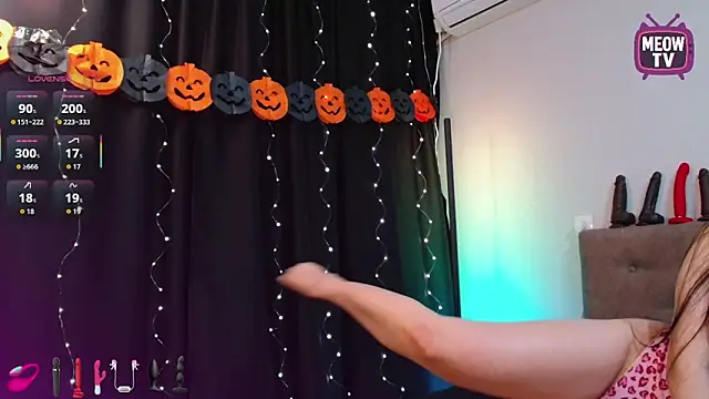 miyakimi0101 online show from October 23, 11:58 pm