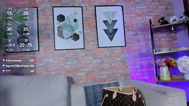 Lucia Brown  online show from September 15, 4:24 am