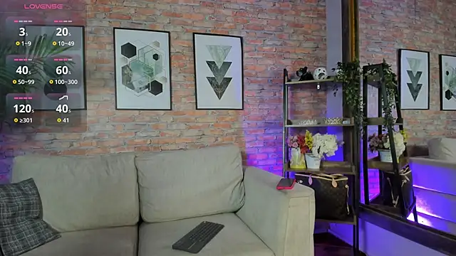 Lucia Brown  online show from September 15, 7:47 pm