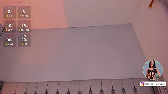 Snapshot of Gracia-Carrera chatting on October 27, 4:57 am Gracia-Carrera online show from October 27, 4:57 am