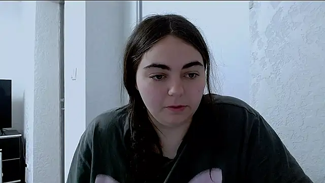 Snapshot of kitsune_8 chatting on April 10, 6:09 am kitsune 8 online show from April 10, 6:09 am