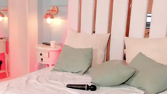 regina noctixx online show from April 5, 1:12 am