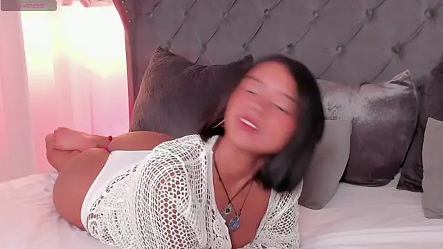 regina noctixx online show from March 26, 6:33 am