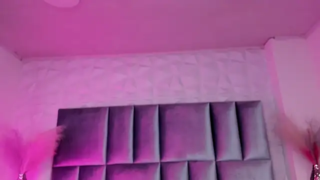 Selene bennet online show from March 31, 3:52 am