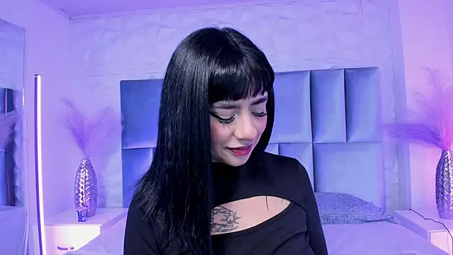 Selene bennet online show from April 24, 3:41 am