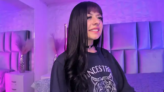 Selene bennet online show from March 7, 3:50 pm