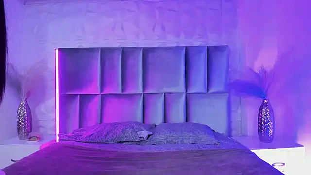 Selene bennet online show from April 9, 3:41 am