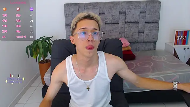 skinny bigcock02 online show from December 2, 8:43 pm