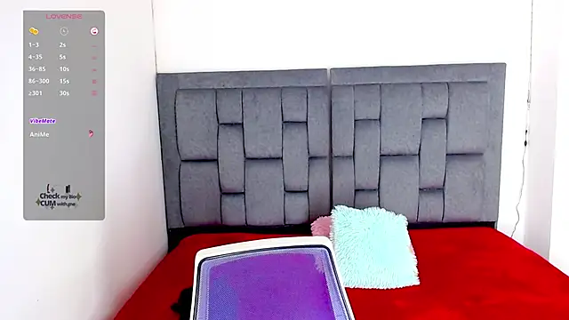 skinny bigcock02 online show from October 31, 9:00 pm