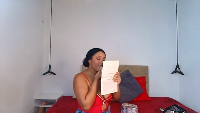 Snapshot of Natasha_rose__ chatting on June 12, 7:33 pm Natasha rose online show from June 12, 7:33 pm