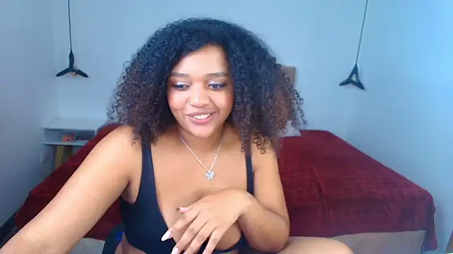 Snapshot of Natasha_rose__ chatting on June 11, 12:32 am Natasha rose online show from June 11, 12:32 am