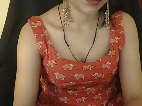 Snapshot of Cute_Pihu01 chatting on June 7, 5:51 pm Cute Pihu01 online show from June 7, 5:51 pm