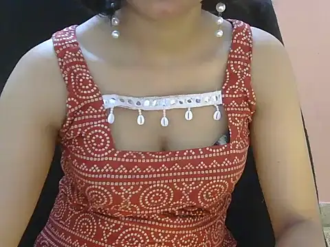 Cute Pihu01 online show from May 25, 8:29 pm