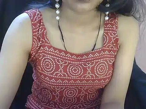 Cute Pihu01 online show from April 14, 6:35 pm