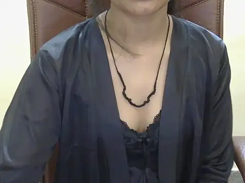 Snapshot of Cute_Pihu01 chatting on October 10, 7:47 pm Cute Pihu01 online show from October 10, 7:47 pm
