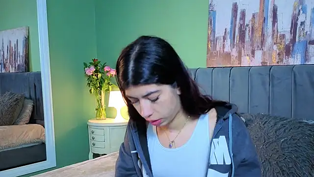 Cassie bloom online show from April 10, 3:24 am