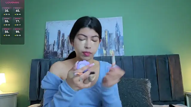 Cassie bloom online show from March 28, 3:40 am