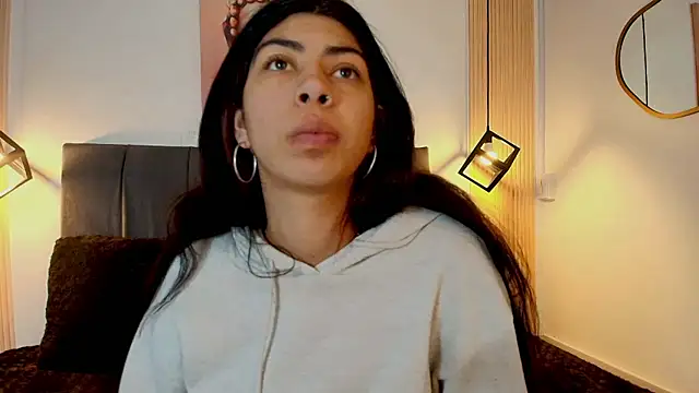 Cassie bloom online show from January 8, 7:42 pm