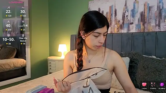 Cassie bloom online show from April 30, 3:13 am