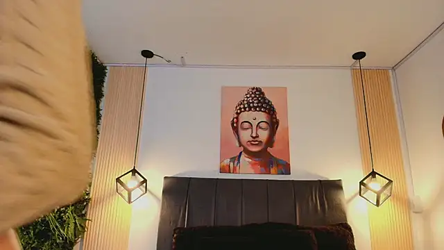 Cassie bloom online show from December 20, 8:12 pm