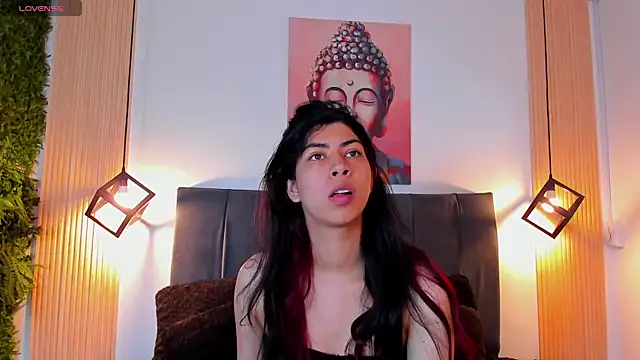 Cassie bloom online show from November 7, 7:40 pm