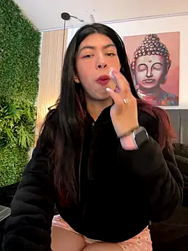 Cassie bloom online show from December 17, 7:52 pm