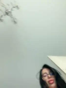 Mia Splash online show from February 22, 1:46 pm