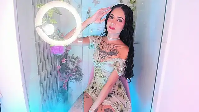 solecito    online show from March 26, 2:54 am