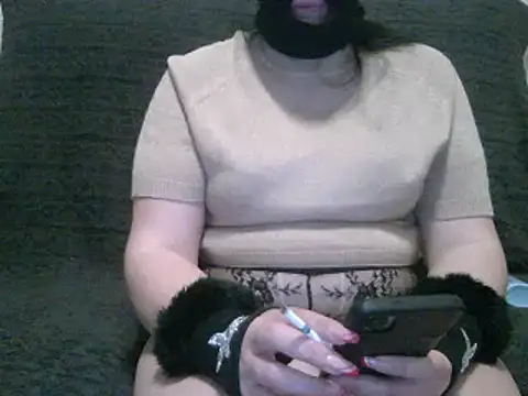 Snapshot of BibicaBibica1 chatting on February 24, 5:20 pm BibicaBibica1 online show from February 24, 5:20 pm