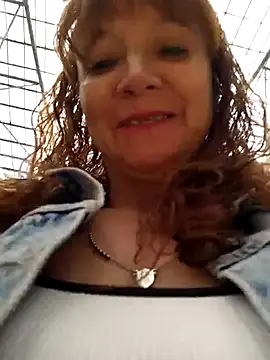 chanel-2025 online show from March 21, 8:40 pm