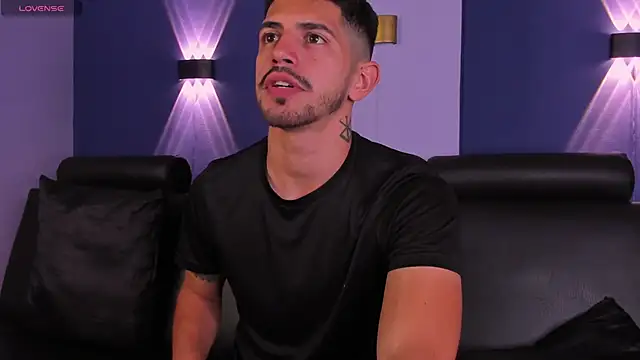 AlejandroStormm online show from October 1, 8:13 pm