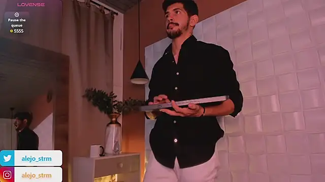 AlejandroStormm online show from March 21, 2:28 am