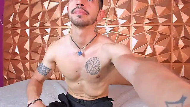 AlejandroStormm online show from December 3, 8:52 pm