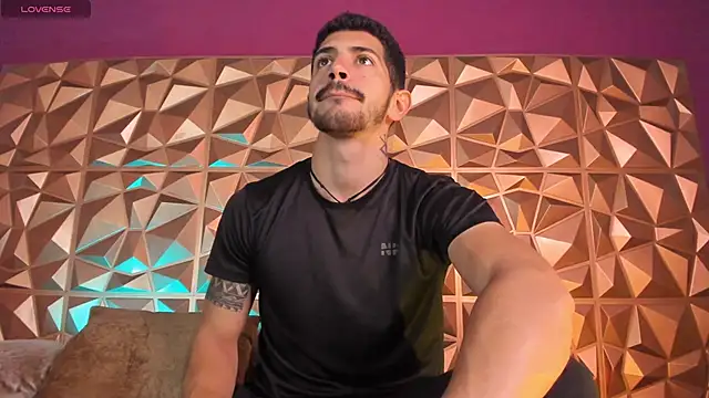 AlejandroStormm online show from December 19, 5:59 pm