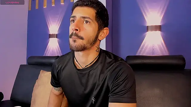 AlejandroStormm online show from February 6, 8:38 pm