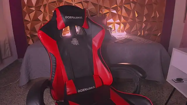 AlejandroStormm online show from March 21, 11:56 pm