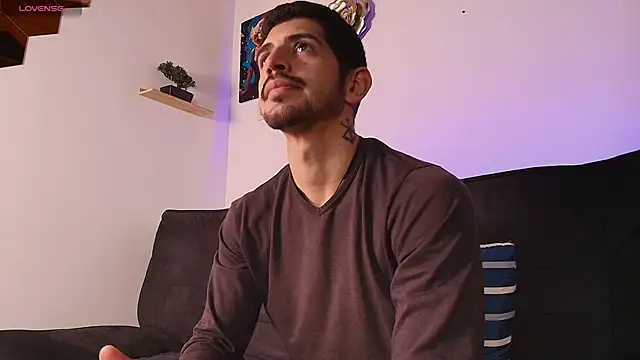 AlejandroStormm online show from June 9, 7:59 pm