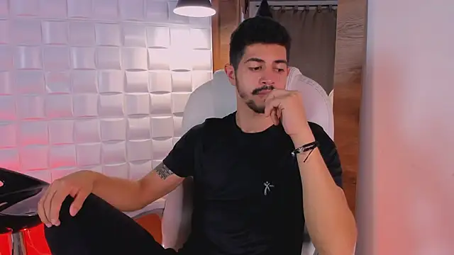 AlejandroStormm online show from September 10, 8:52 pm