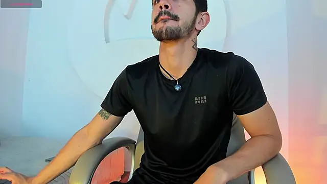 AlejandroStormm online show from March 27, 4:10 am