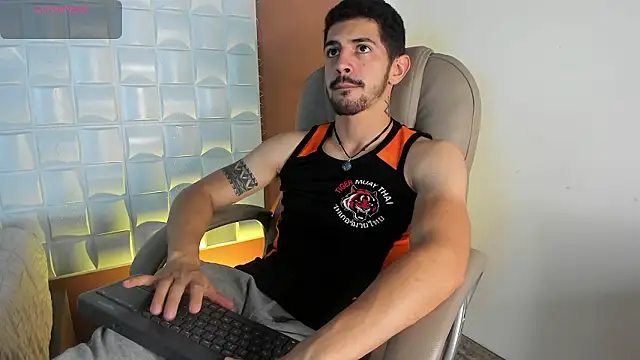 AlejandroStormm online show from March 20, 4:24 am