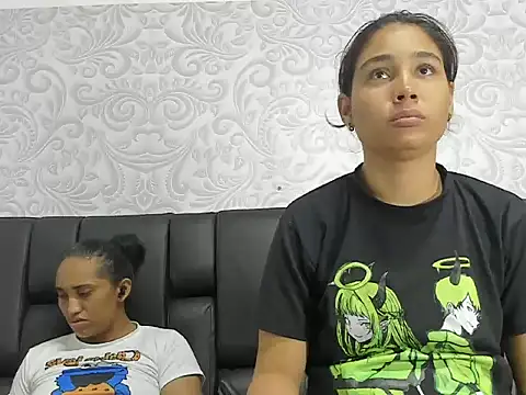 Snapshot of ElizaAndQuisha chatting on September 12, 12:38 pm ElizaAndQuisha online show from September 12, 12:38 pm